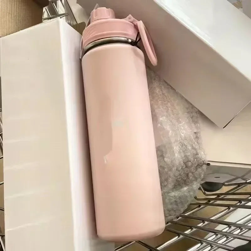 Isolierter Wasserbecher aus Edelstahl von Lulu – 710 ml