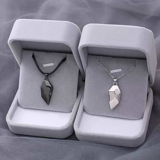 Korean Magnetic Couple Necklace - Gothic Heart Pendant