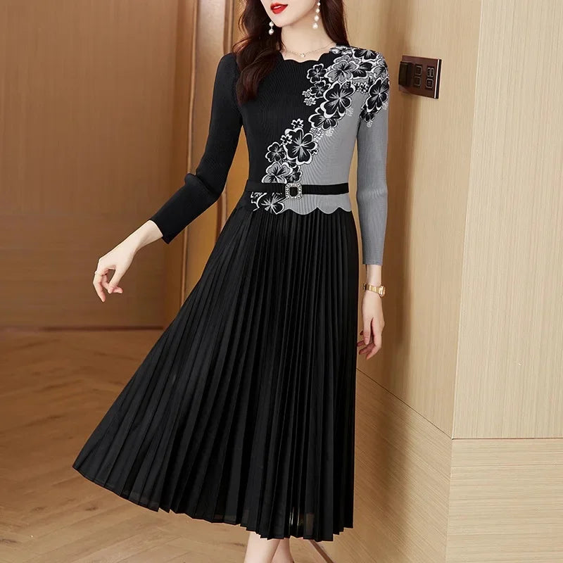 Women's Round Neck Retro Print Skirt Dress