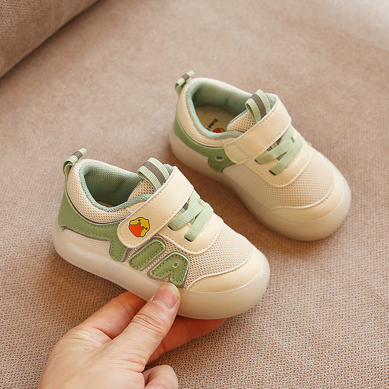 Süße und bequeme Baby-Kleinkindschuhe mit Klettverschluss