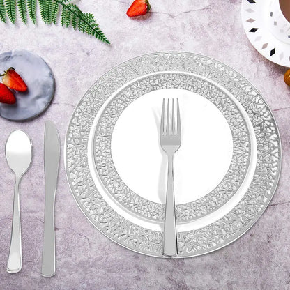 Gol Round Plastic Plates for parties