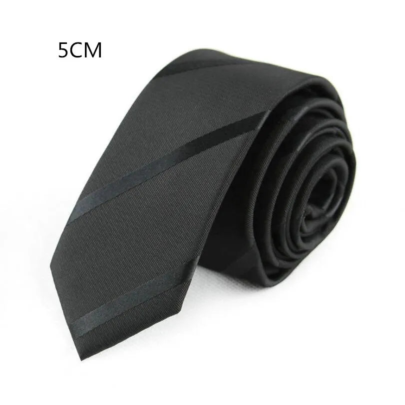 Schwarze 5 cm schmale Seidenkrawatte mit Streifen, Punkten und Jacquardmustern