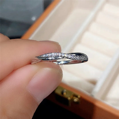 Weißer Zirkonia-Ring für Damen