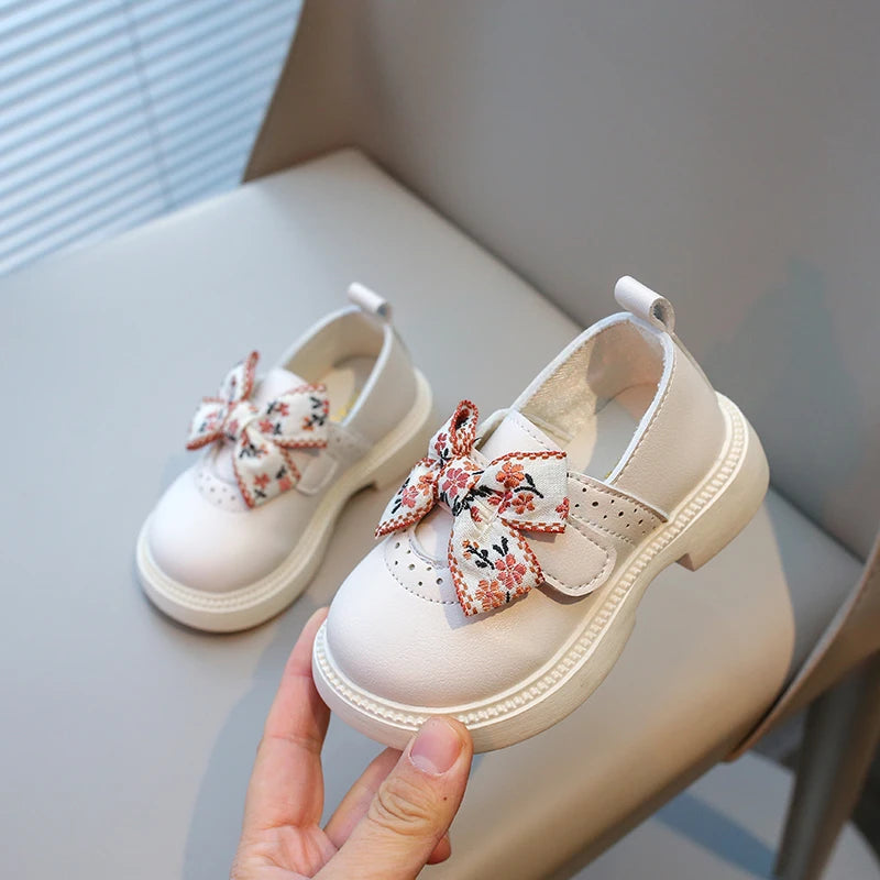 Kid's Embroidery Bowknot Leather Mary Jane Shoes