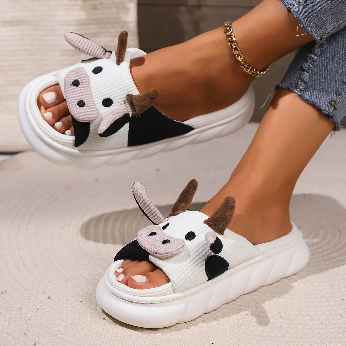 Rutschfeste, süße Leinen-Hausschuhe mit Cartoon-Kuh-Motiv