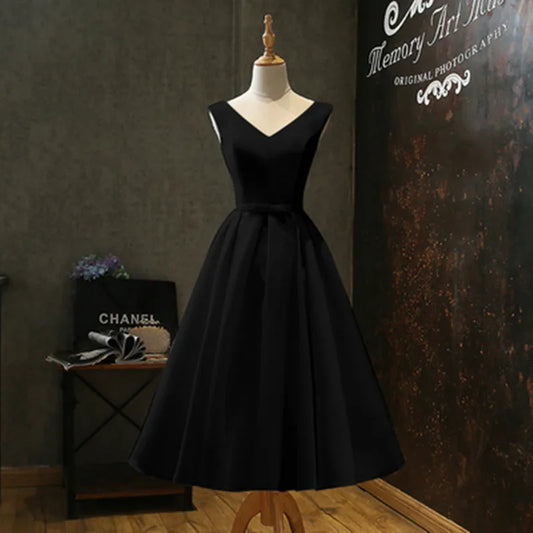 FNBQ-0804 Abendkleid: Kurzes schwarzes Ballkleid