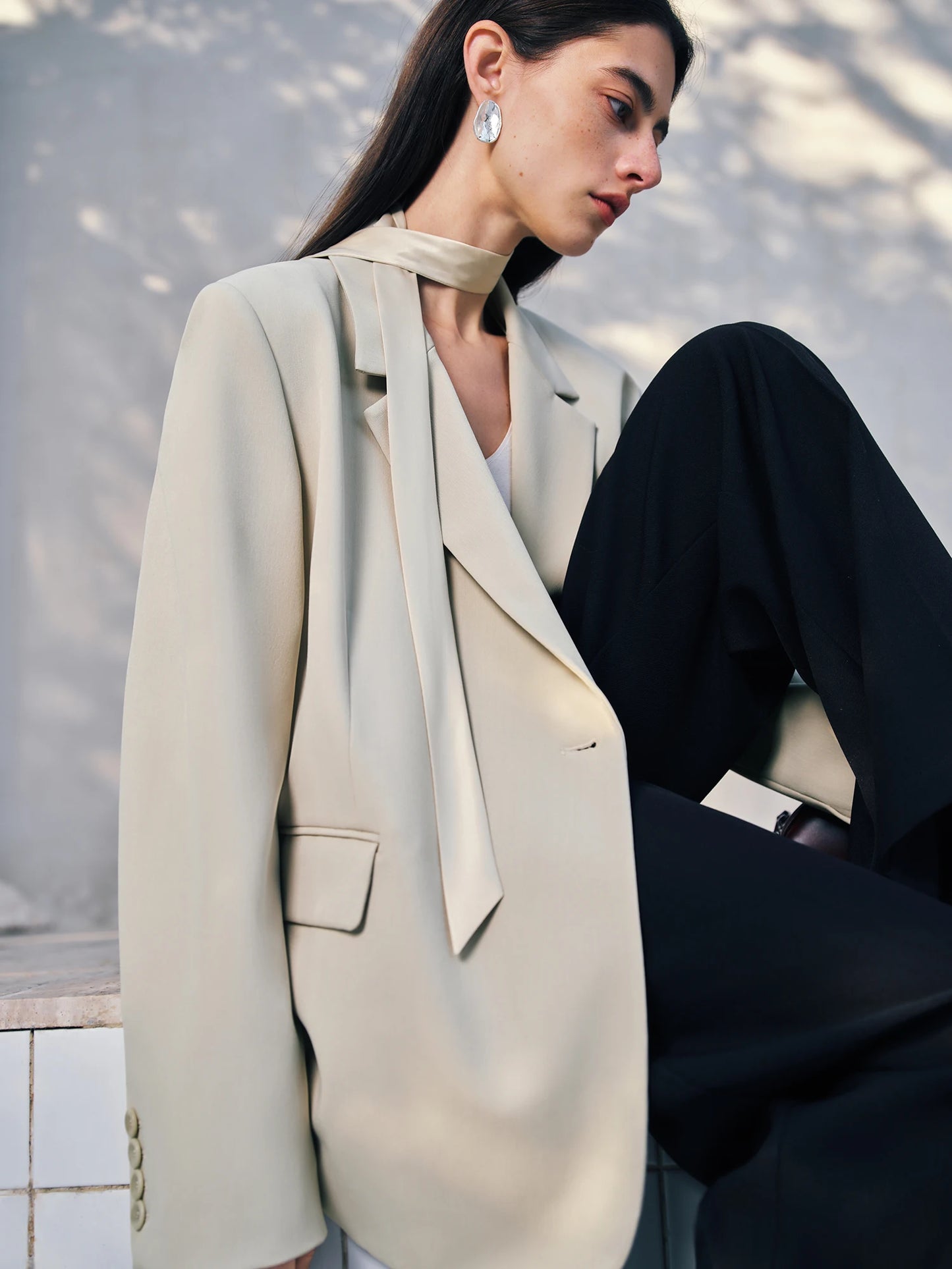 Amii Minimalism Spring Office Lady Blazer mit Spitzen-Tanktop mit V-Ausschnitt