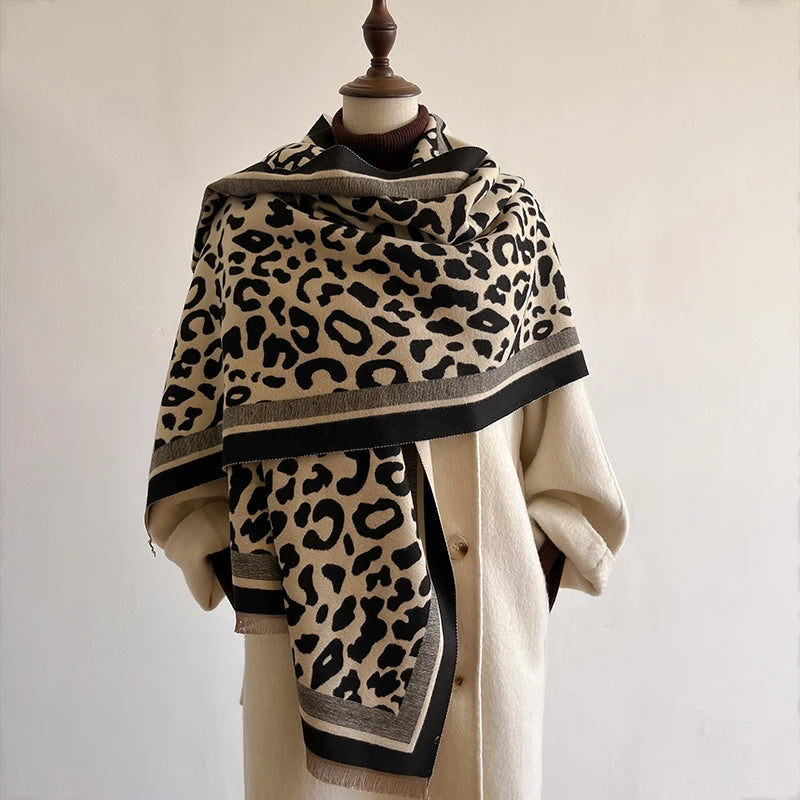 Luxury Vintage Leopard Print Scarf for Women