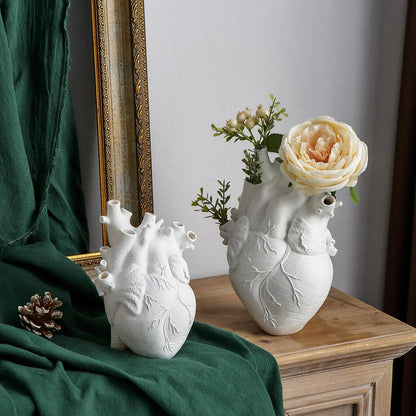 Heart Vase Human Statue Decorative Gift Container