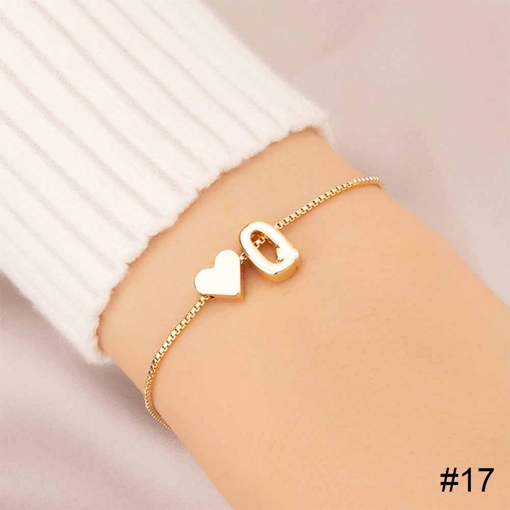 Bracelet simple lettre coeur d'amour pour femme