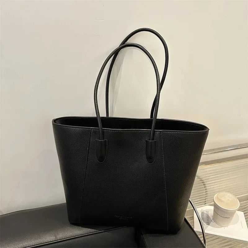 Sac fourre-tout à bandoulière zippé pour femme