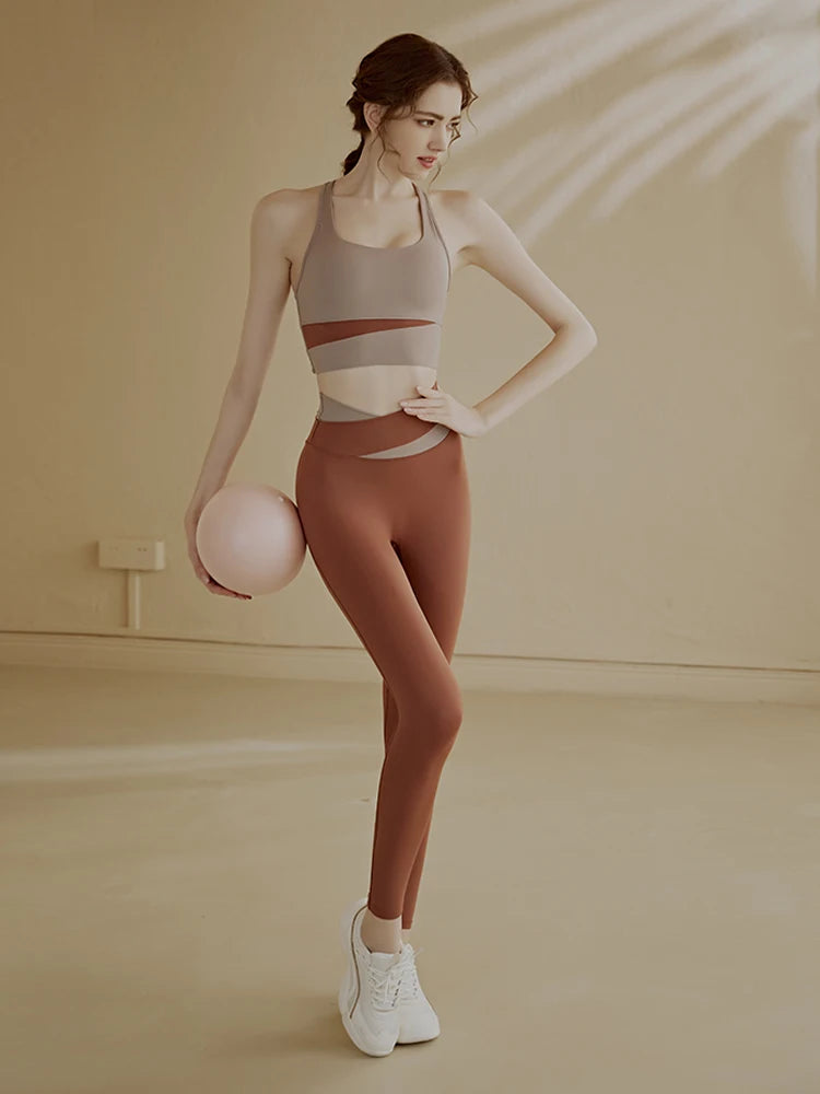 High-Waisted Peach Tights for Active Women