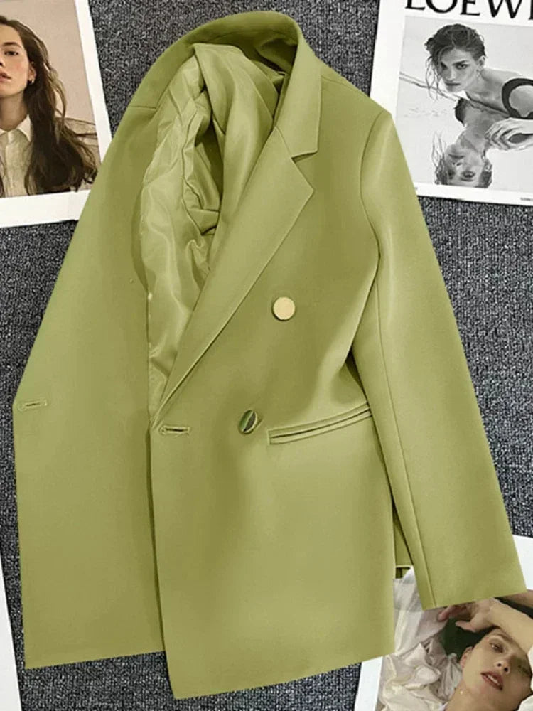 Schicker lässiger Damenblazer für Frühling und Herbst