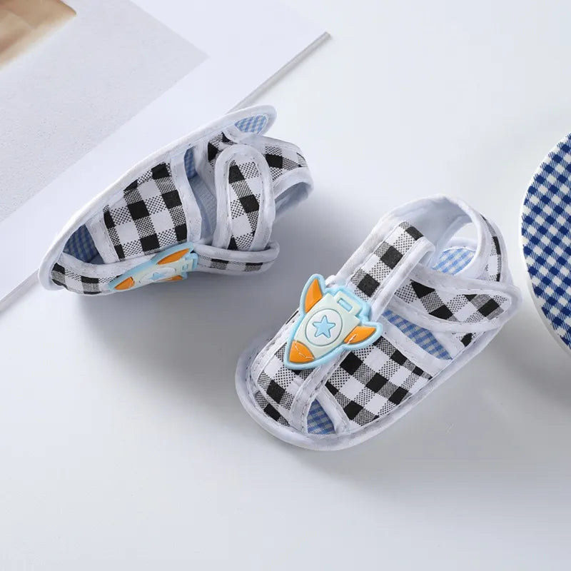 Chaussures de berceau souples avec impression de dessin animé pour bébés garçons