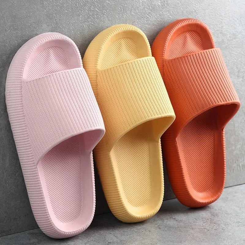 Summer Fashion Women's Non-slip Bathroom Slipper