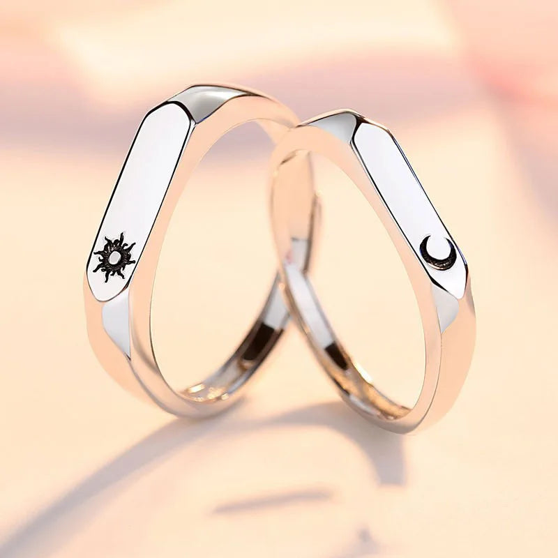 2Pcs Simple and Elegant Moissanite Platinum Wedding Rings