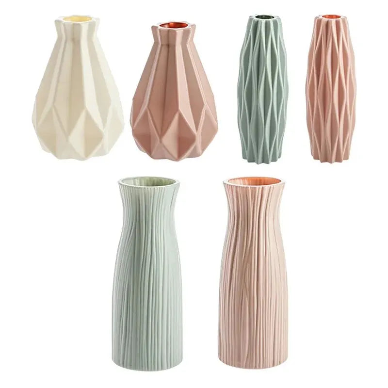 Blumenvase aus Kunststoff – Wohnzimmer-Dekoration