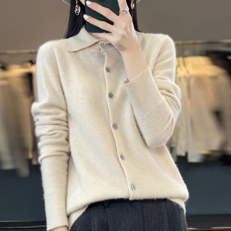 Cardigan à col polo en laine mérinos pour femme