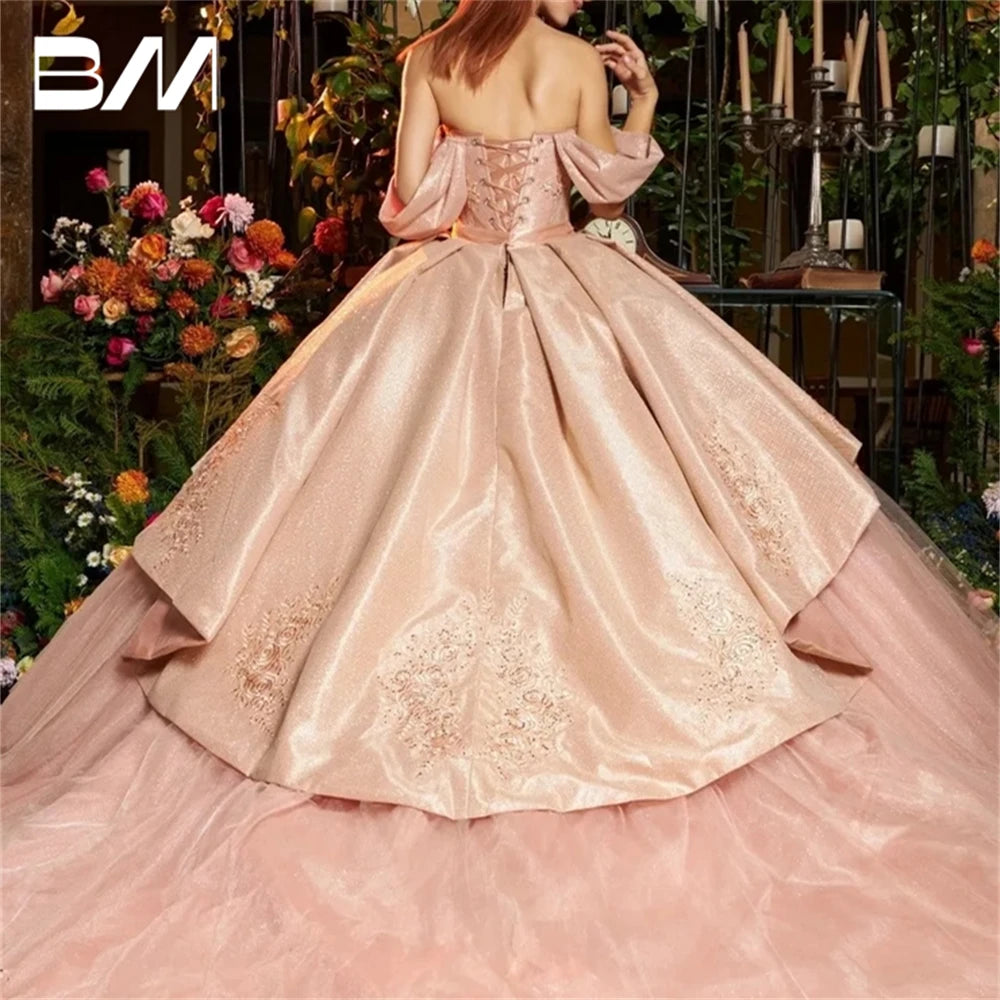 Rosa Quinceanera-Kleid mit schulterfreiem Prinzessinnen-Schnitt