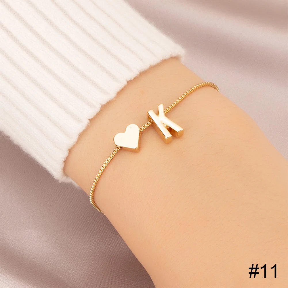 Bracelet simple lettre coeur d'amour pour femme