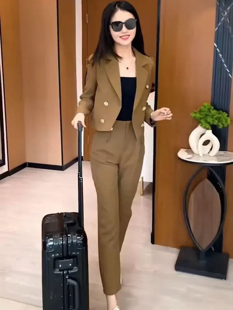 Women's Blazer and Pants Set- Elegant Business Suit