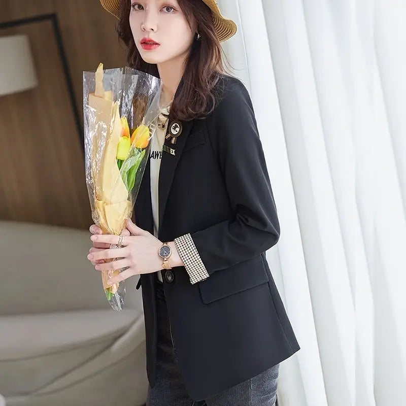 Stylish Lapel Button Blazer- England-Inspired Loose Fit