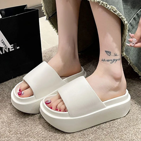 Fashionable Summer Non-Slip Platform Slippers
