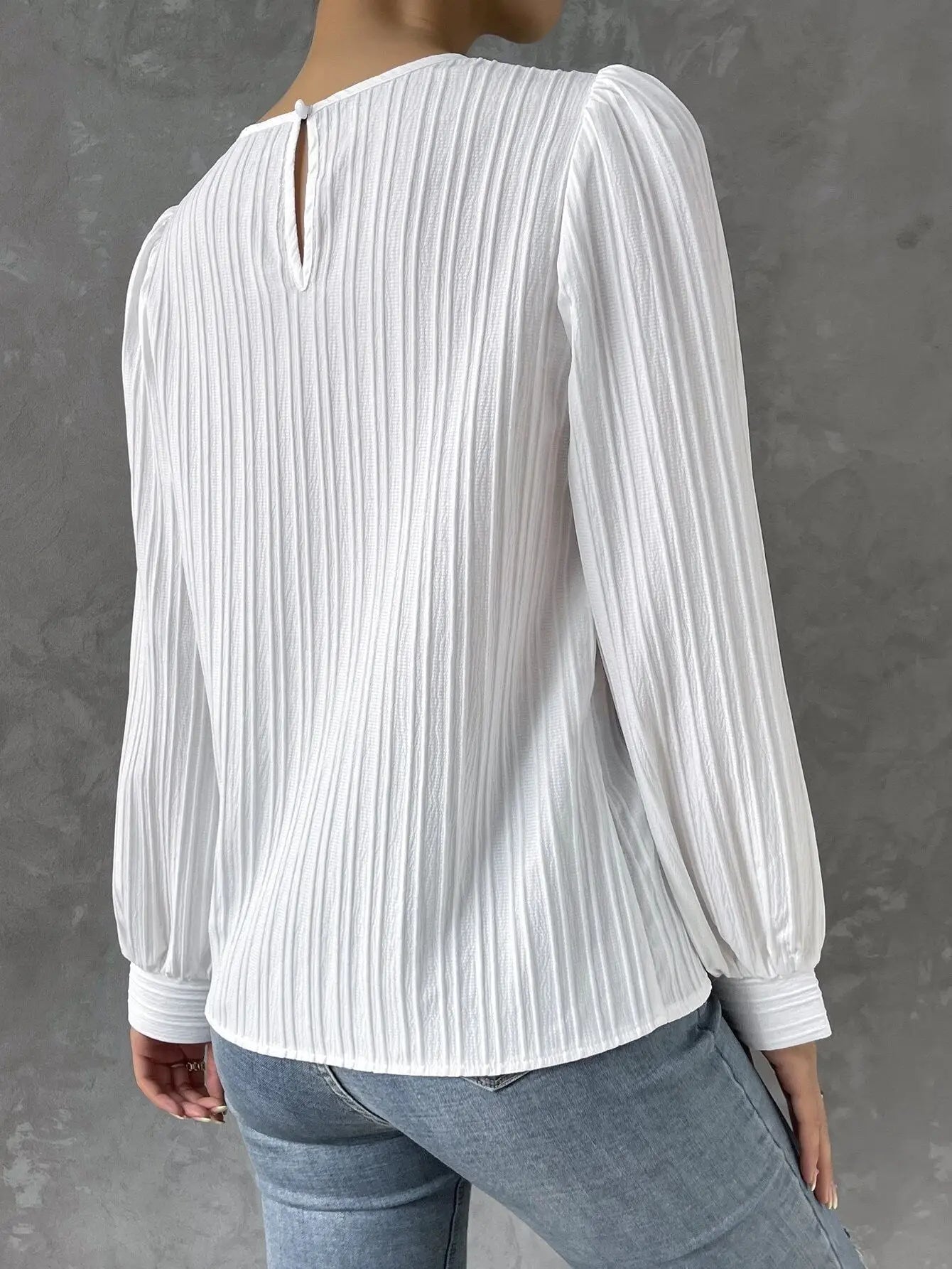 Round Neck Long Sleeve Shirts - White Women's Blouses