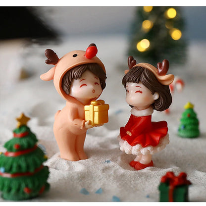 Mini Christmas Couple Figurines Garden Ornament