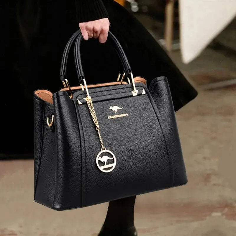 Sac à main design en cuir souple pour femme