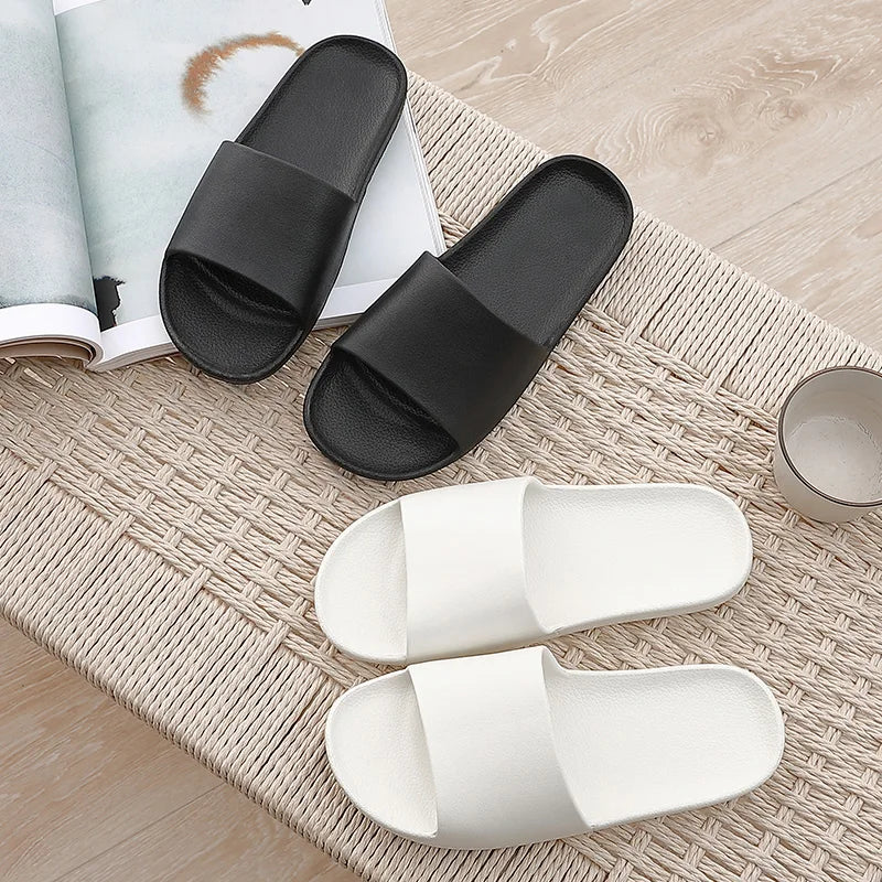 Black & White Non-slip Bathroom Slipper