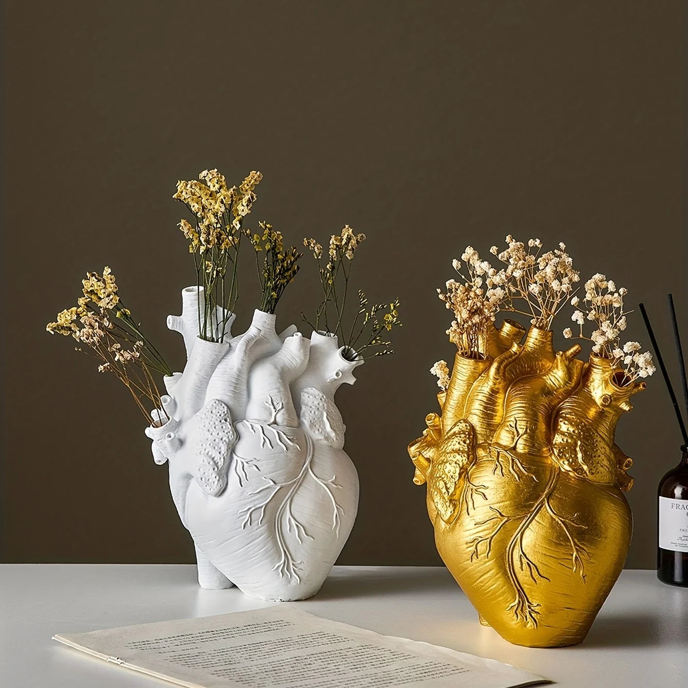 Nordic Anatomical Heart Shaped Resin Flower Vase