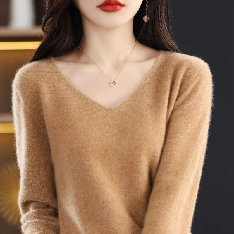Women's knitted V Neck Merino Wool Sweater