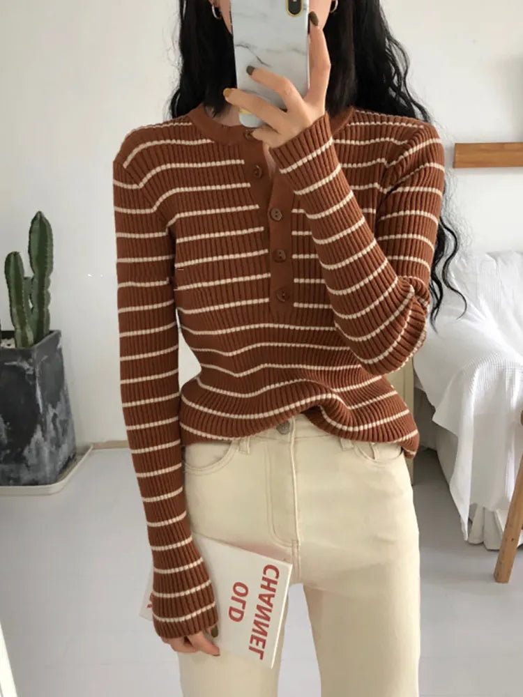 Elegant Striped Knit Women's Tee with Buttoned Long Sleeves for Autumn/Winter