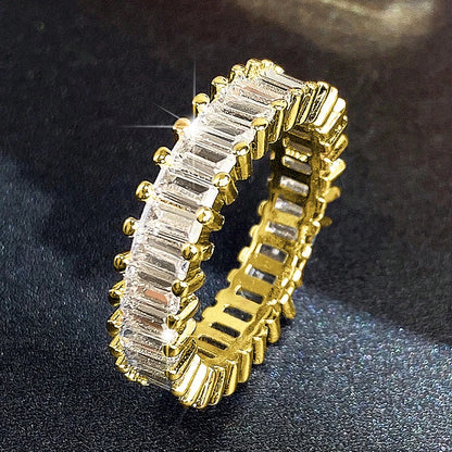 Weißer Zirkonia-Ring für Damen