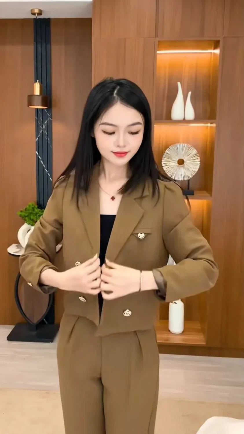 Women's Blazer and Pants Set- Elegant Business Suit