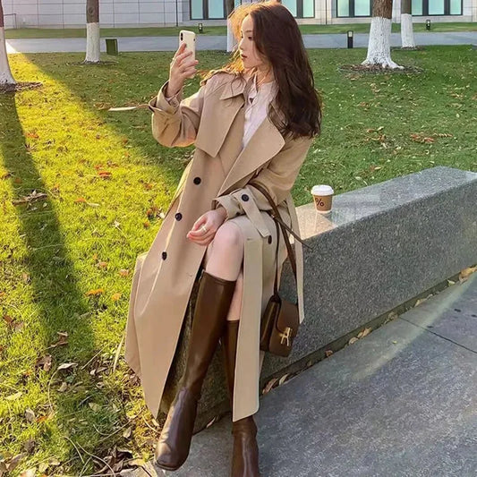 Stylischer zweireihiger Spitzen-Trenchcoat für Damen