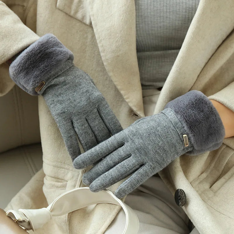 Winter Women’s Touchscreen Gloves - Velvet Lined