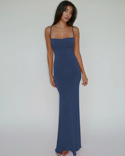 Schwarzes Maxi-Partykleid mit eckigem Kragen