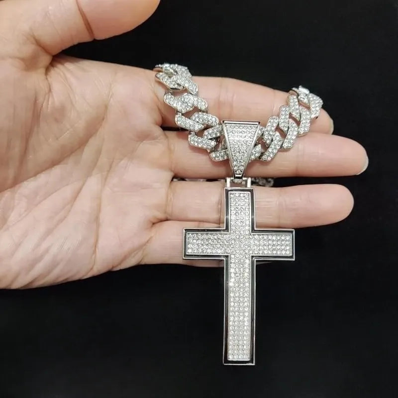 Collier pendentif croix brillante pour hommes et femmes avec chaîne cubaine