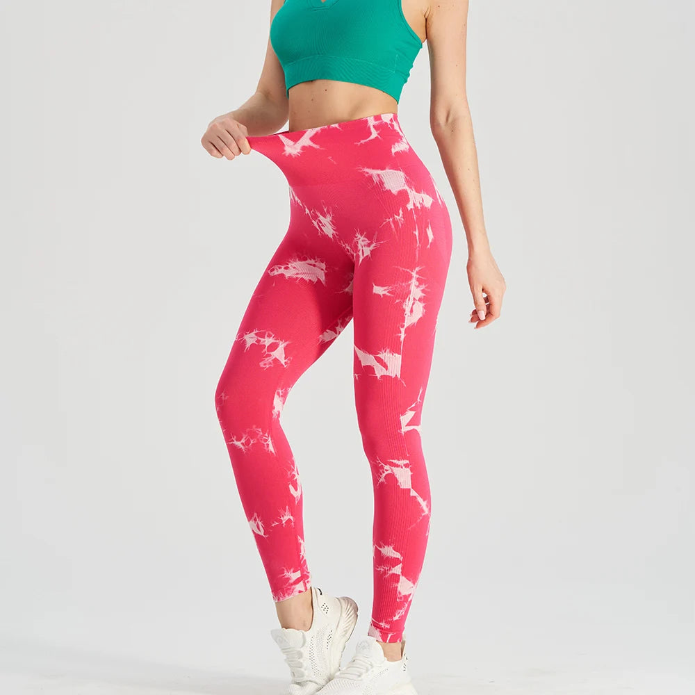 Nahtlose Sport-Leggings mit Batikmuster 