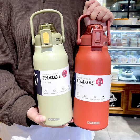 Bouteille d'eau thermos en acier inoxydable avec paille