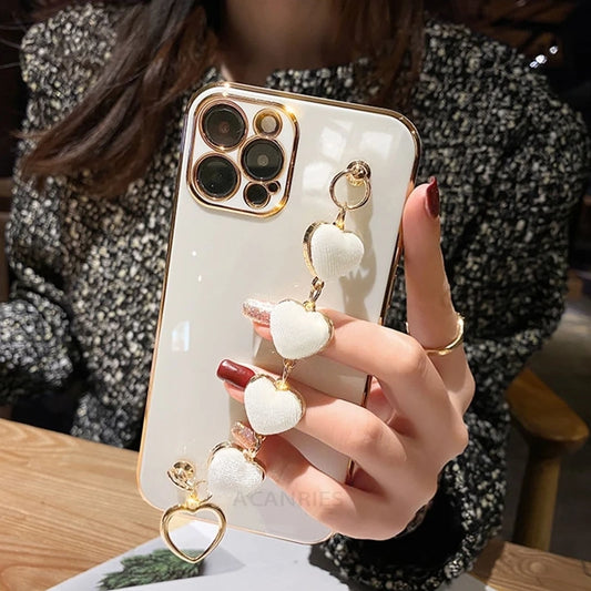 Fashion Plating Love Heart Armband Kettenhülle für iPhone 15