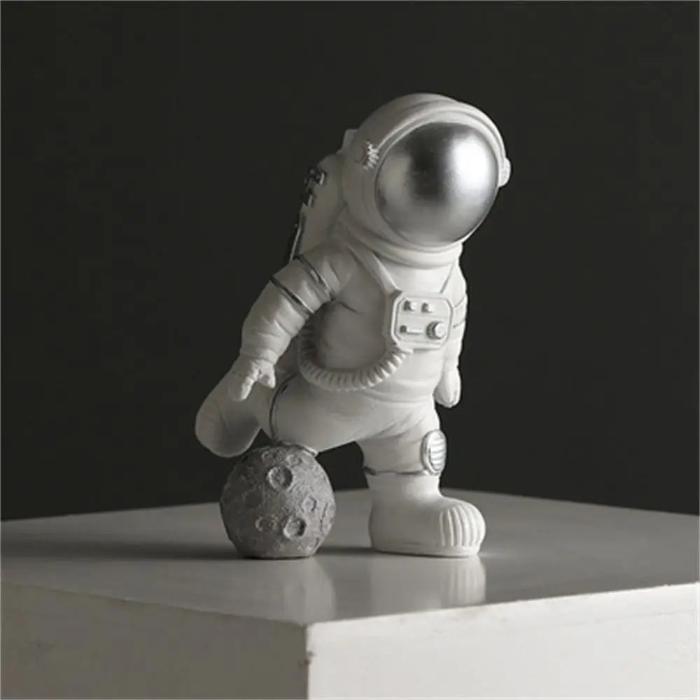 Weihnachtliche Astronautenfiguren – Festliche Weltraumdekoration