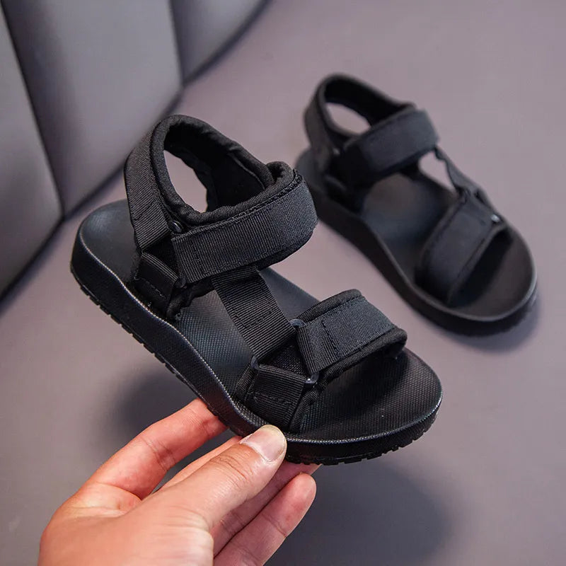 Sommersandalen für Jungen – Schulschuhe für Kinder