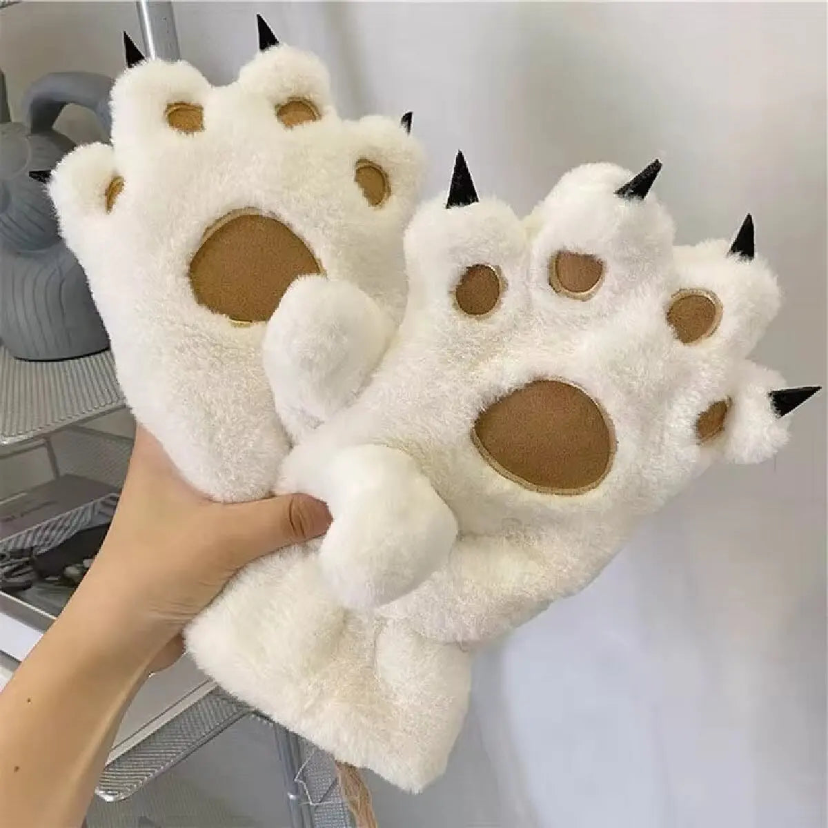 Women's Plush Bear Paw Gloves - Fluffy Warm Full-Finger Animal Mittens