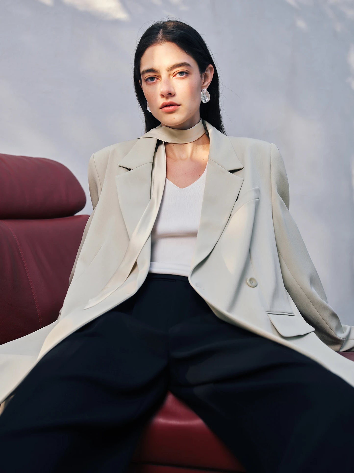 Amii Minimalism Spring Office Lady Blazer mit Spitzen-Tanktop mit V-Ausschnitt