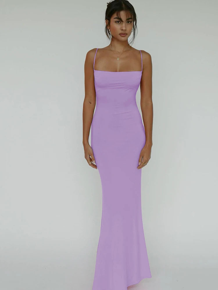 Schwarzes Maxi-Partykleid mit eckigem Kragen