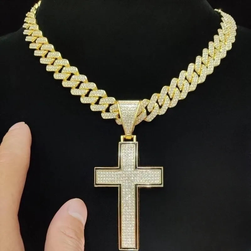 Collier pendentif croix brillante pour hommes et femmes avec chaîne cubaine