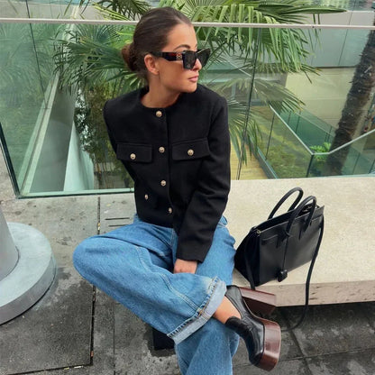 Kurze Knopfjacke für Damen